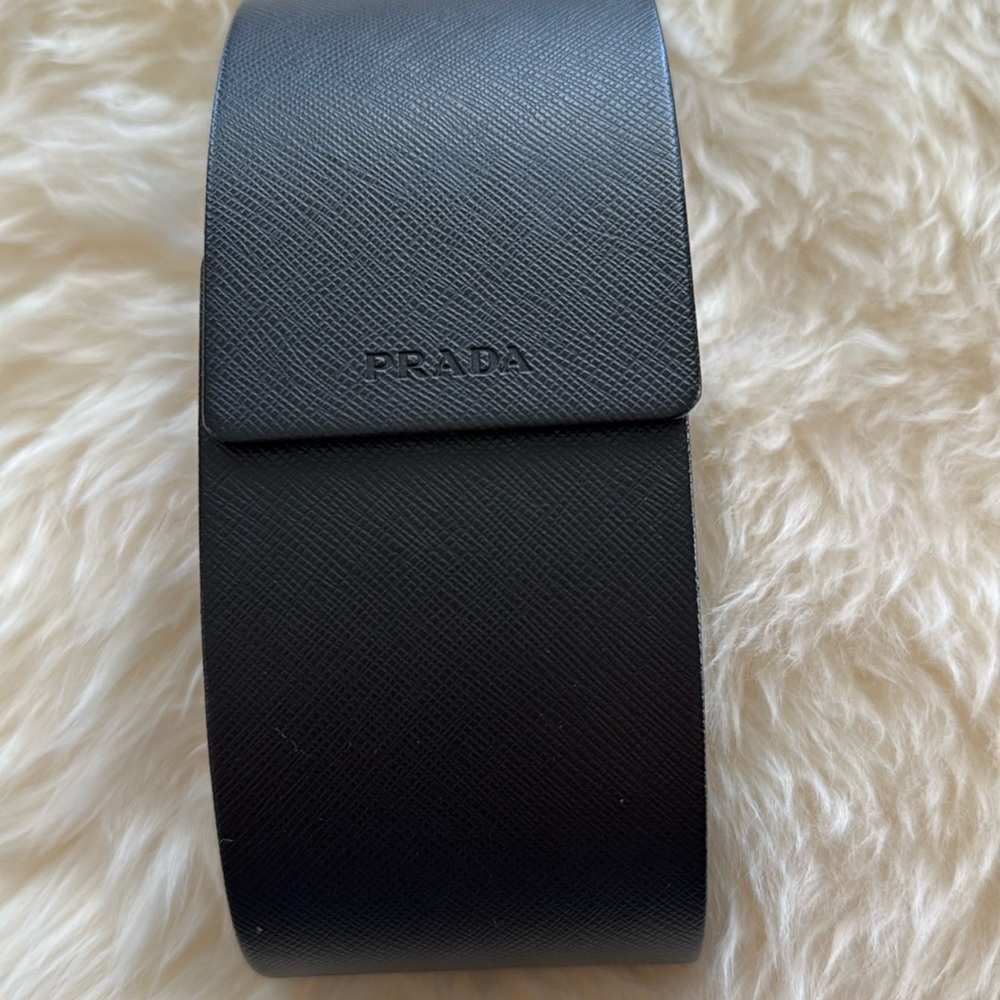 Prada Suffiana black hard shell case with lens cloth